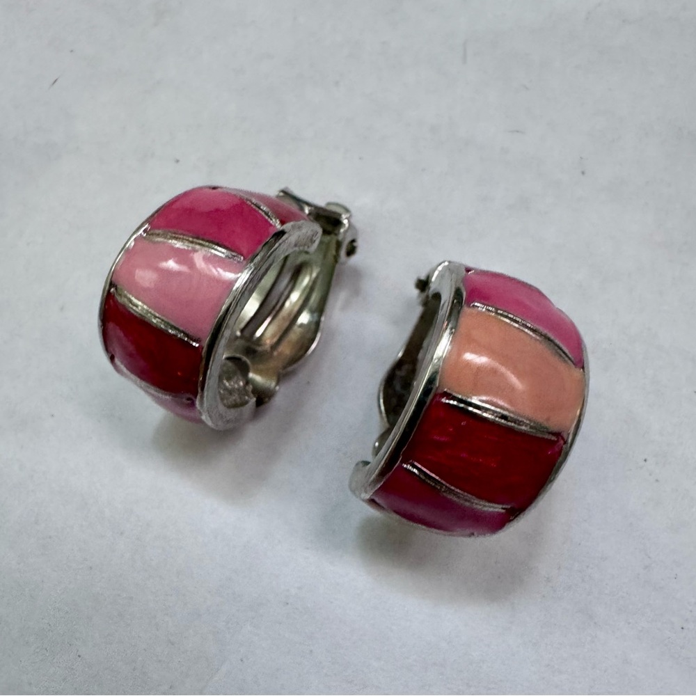 Pretty Pink’s Hoop Clip-On Earrings
